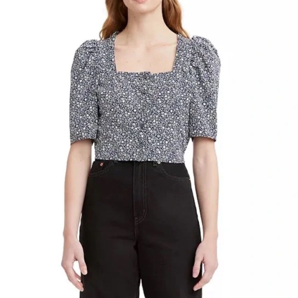 NWOT Levi’s Joelle Cotton Blous in nissa Floral peacock
